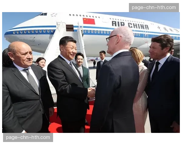 里昂官方确认,对阵摩纳哥赛前将为前主席奥拉斯举办纪念活动 里昂官方确认,对阵摩纳哥赛前将为前主席奥拉斯举办纪念活动