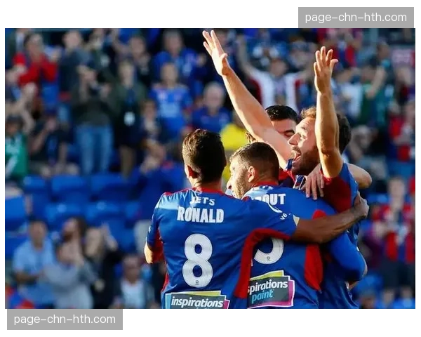 战术复盘:维拉3-1布伦特福德,主队如何通过定位球转化两次得分